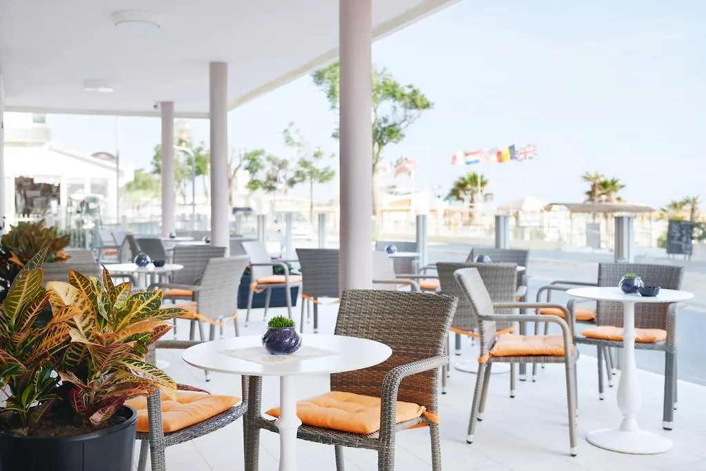 Hotel Holiday Beach Rimini