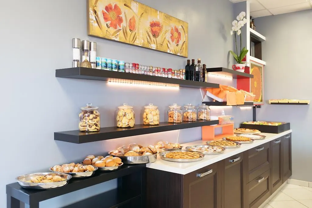 Hotel Holiday Beach Rimini