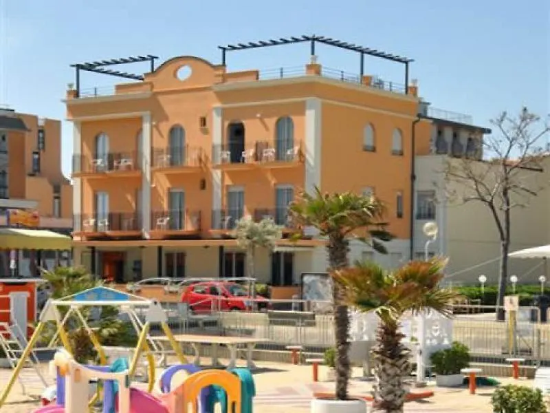 **  Hotel Holiday Beach Rimini Italy