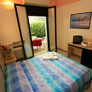 https://residence-brown.riccione-hotels.org
